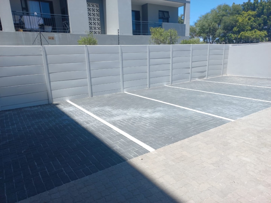 1 Bedroom Property for Sale in Table View Western Cape